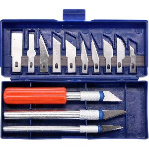 Skalpel dəsti (3 skalpel + 13 bıçaq) Skalpel dəsti (3 skalpel + 13 bıçaq)
